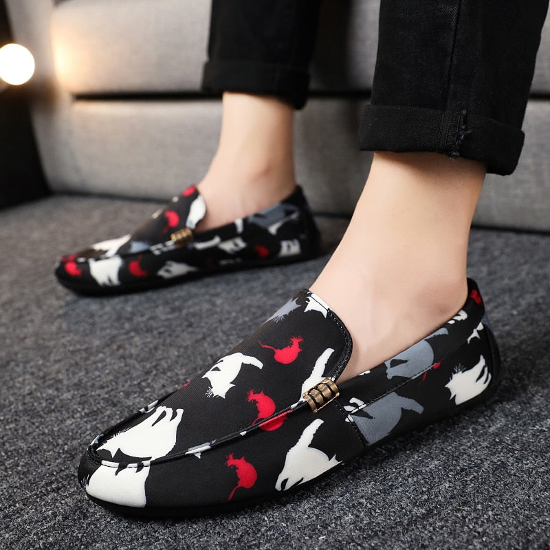 Summer Peas Shoes Men Slip on Men Loafers Moccasins Fashion Men Flats Shoes Cartoon Cat Casual Driving Shoes Men Zapatos Hombre