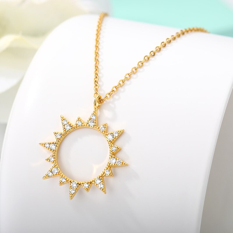 Women&#39;s Fashion Bling Crystal Sun Pendants Necklaces Boho Jewelry Sunburst Sunshine Pendants Necklaces Collares Mujer 2020